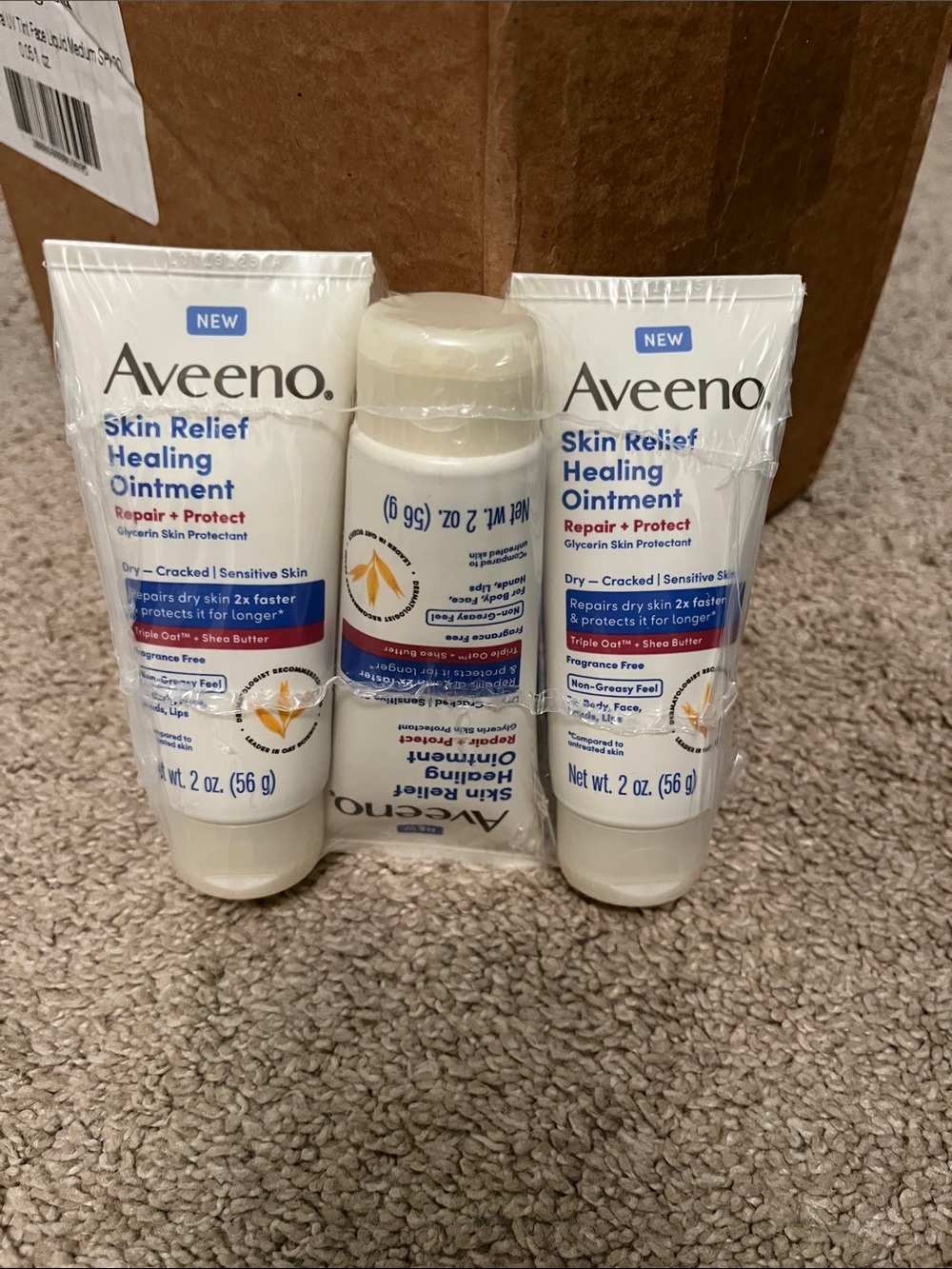 Aveeno Skin Relief Healing Ointment Tubes - White - Picture 2 of 3